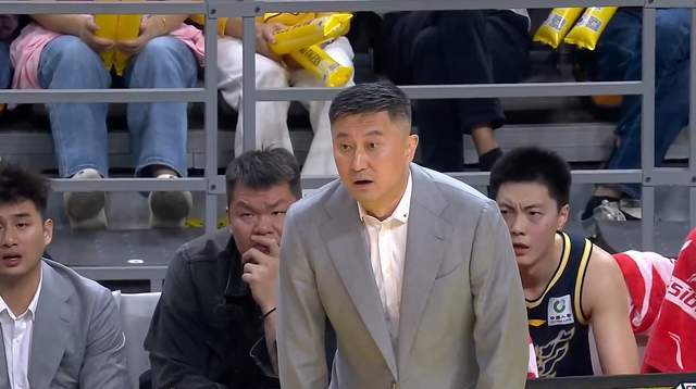 乐鱼leyu直播机构-完美复仇！辽宁完胜广东，付豪26+9，崔永熙首秀2分 杜锋暴跳如雷